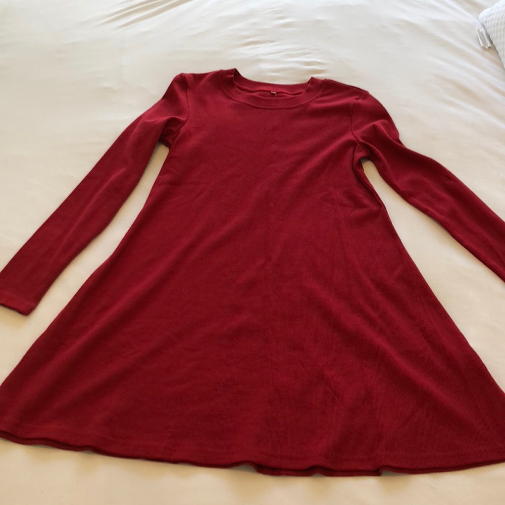 Red long sleeve dress